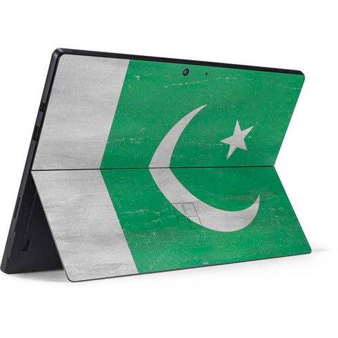 Pakistan Flag Distressed Surface Pro 7 Skin